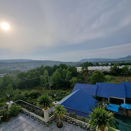 The Landing Resort Phu Quoc Room photo