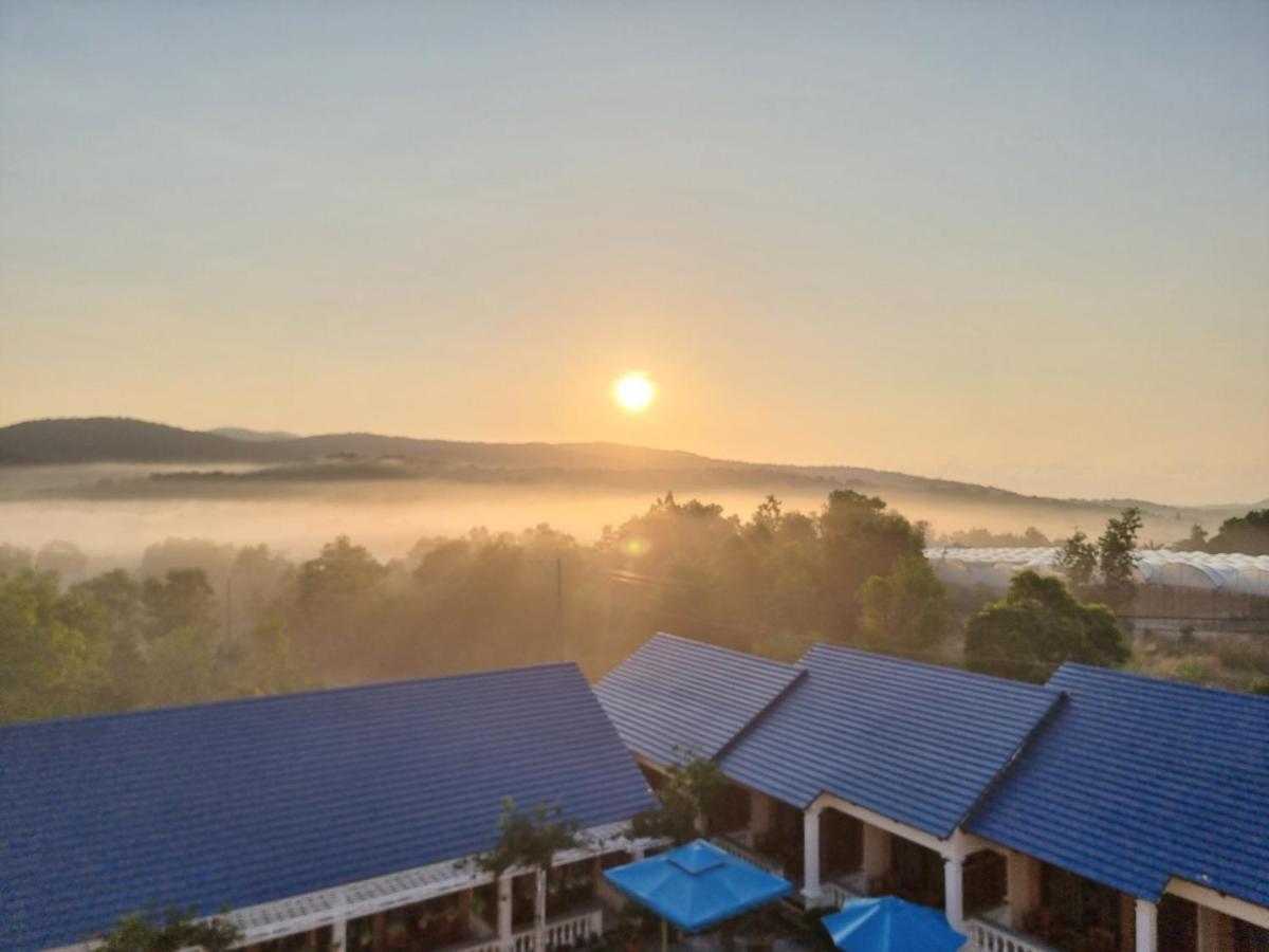 The Landing Resort Phu Quoc Exterior photo