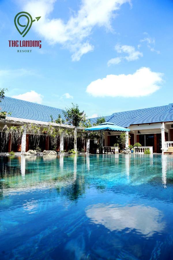 The Landing Resort Phu Quoc Exterior photo
