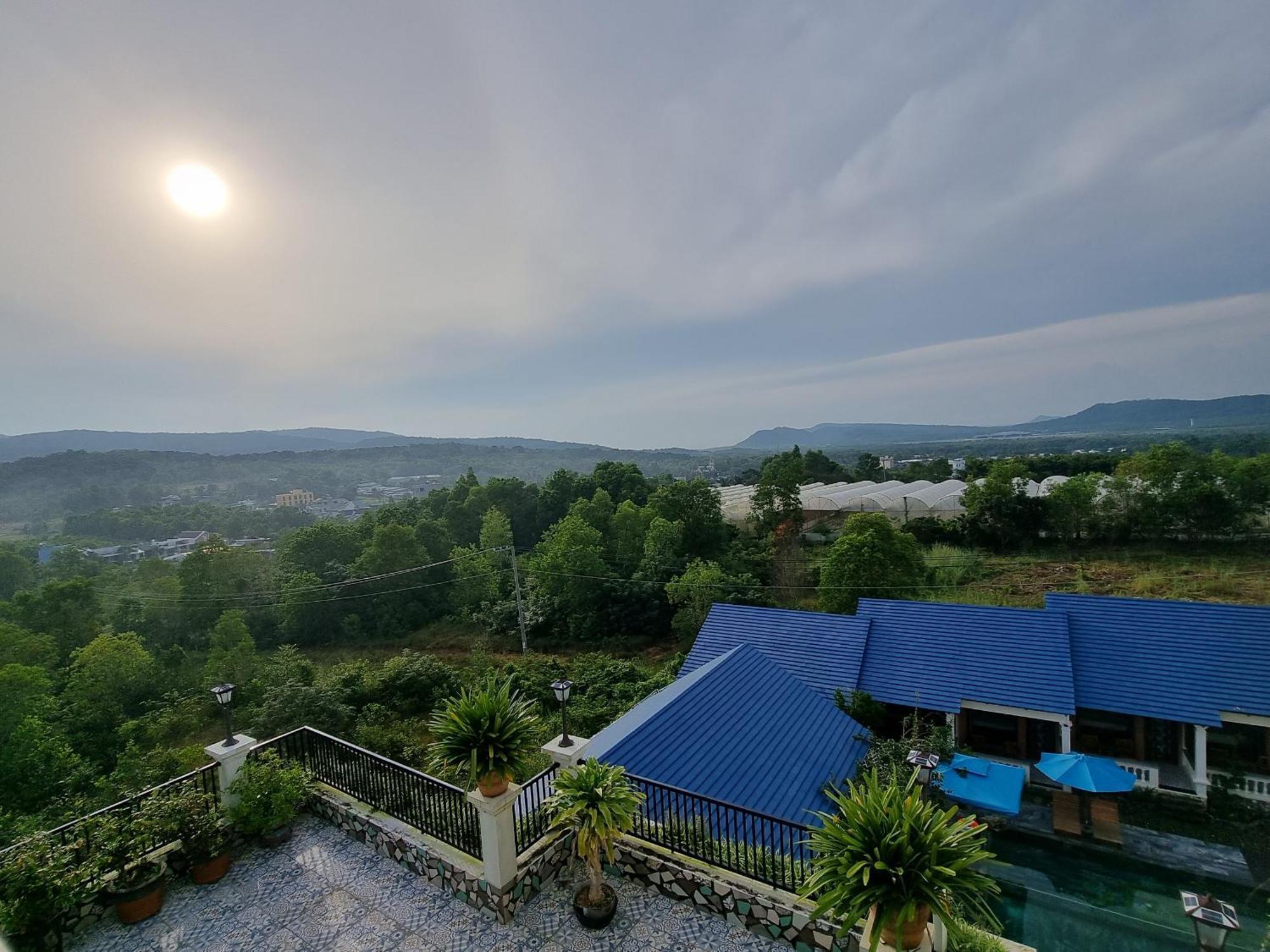 The Landing Resort Phu Quoc Room photo